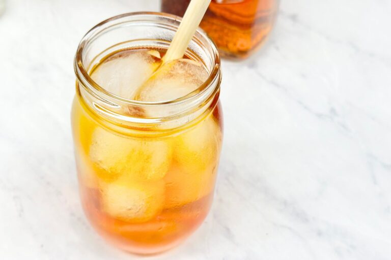 Easy Homemade Cold Brew Rooibos Tea Recipe - Daily Tea Time